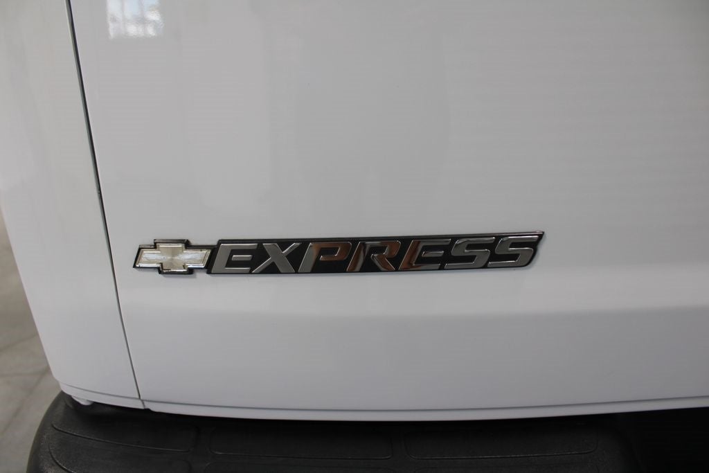 2016 Chevrolet Express 3500 LT Passenger